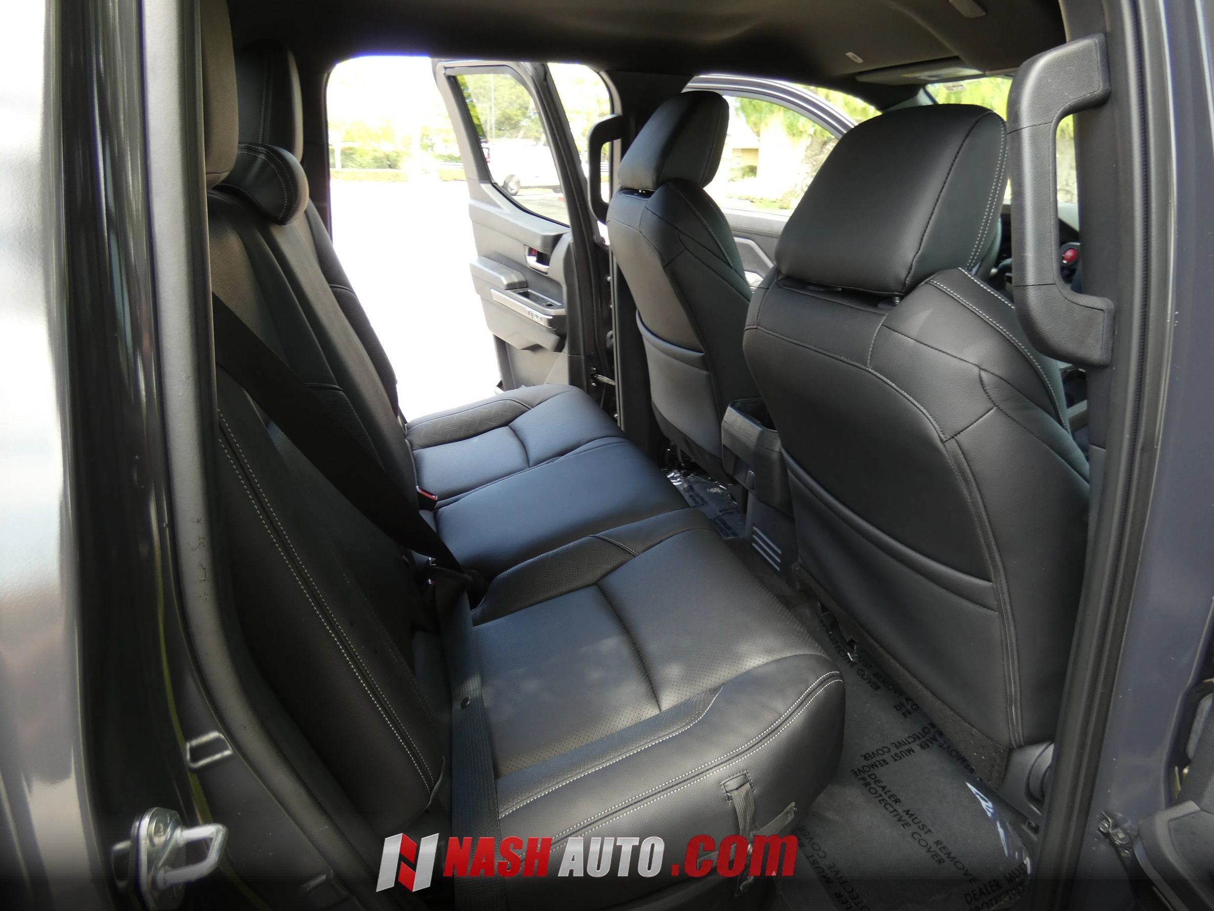 Used 2025 Toyota Tacoma TRD Sport AWD/4WD image 43