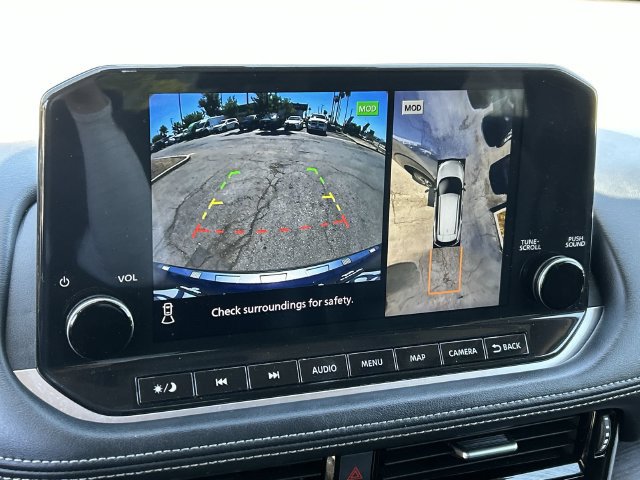 Used 2022 Nissan Rogue Platinum w/ Head-Up Display Package FWD image 27