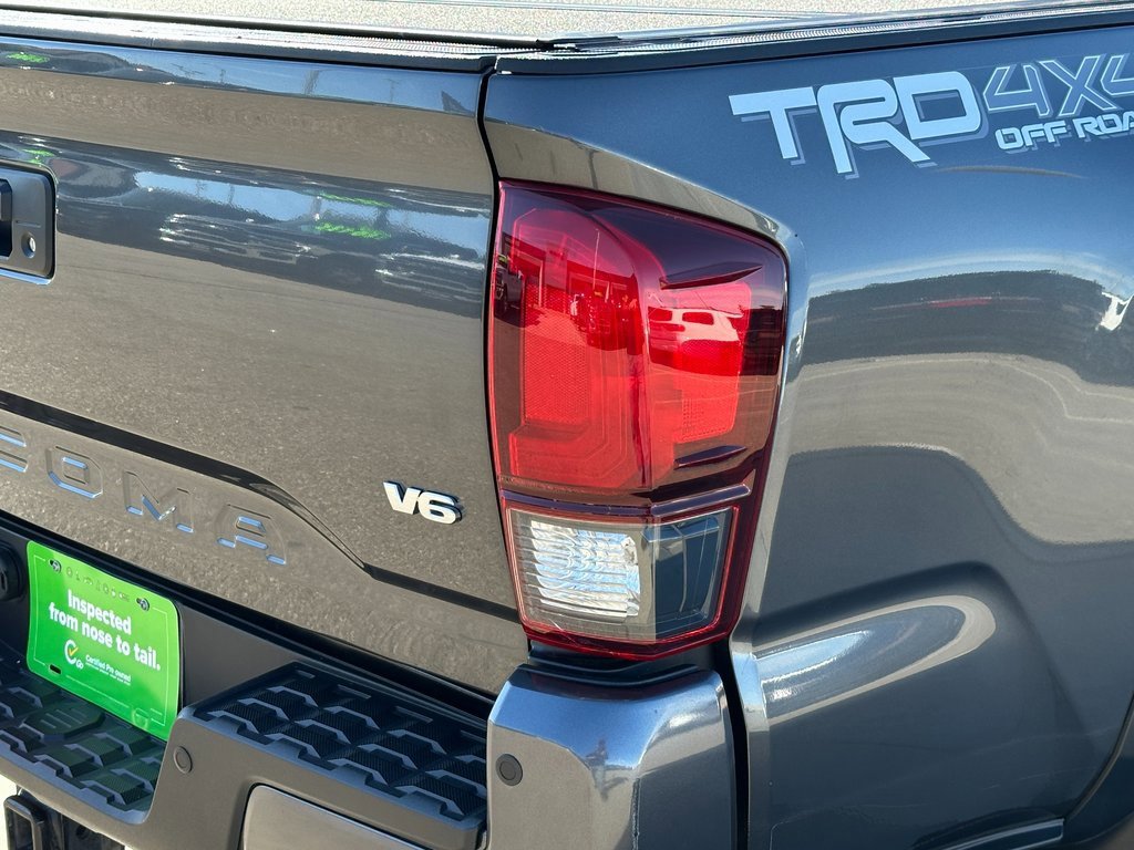 Used 2019 Toyota Tacoma TRD Off-Road image 17