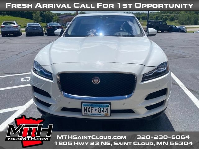 Used 2017 Jaguar F-PACE Prestige AWD/4WD image 3