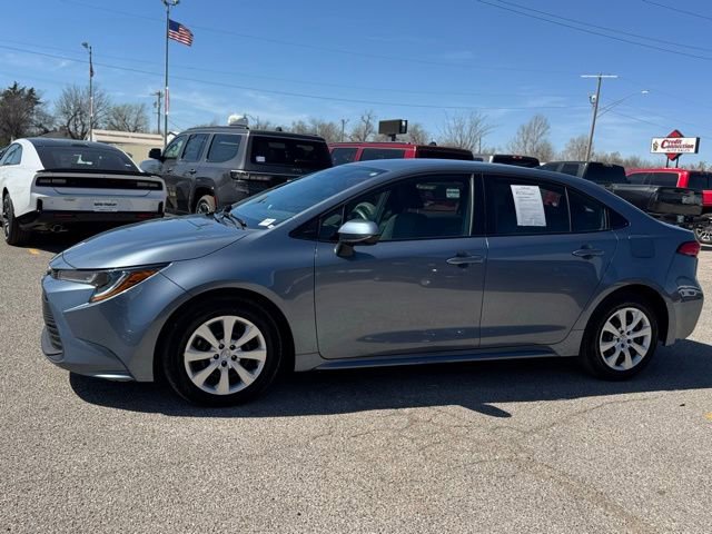 Used 2026 Toyota Corolla LE image 3