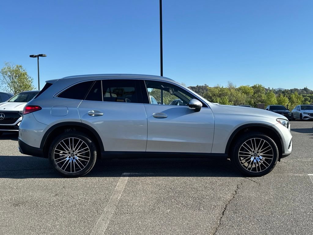 Used 2023 Mercedes-Benz GLC 300 image 6