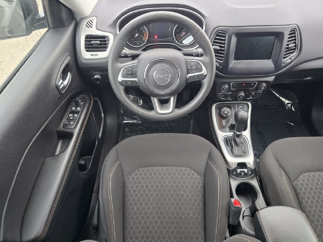Used 2021 Jeep Compass Sport AWD/4WD image 4