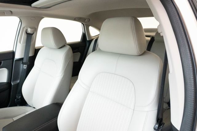 Used 2023 Honda Civic Touring image 17