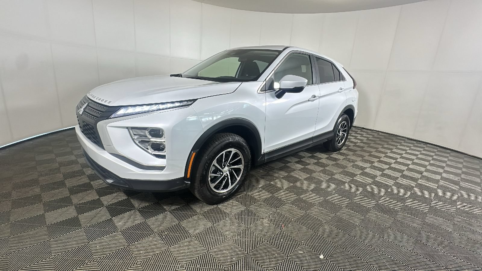 Used 2025 Mitsubishi Eclipse Cross ES AWD/4WD image 6