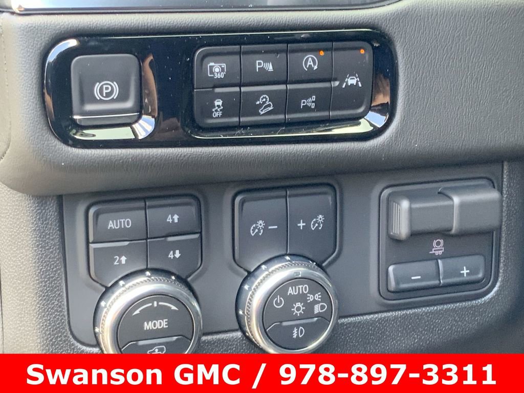 New 2025 GMC Yukon Denali w/ Denali Reserve Package image 19