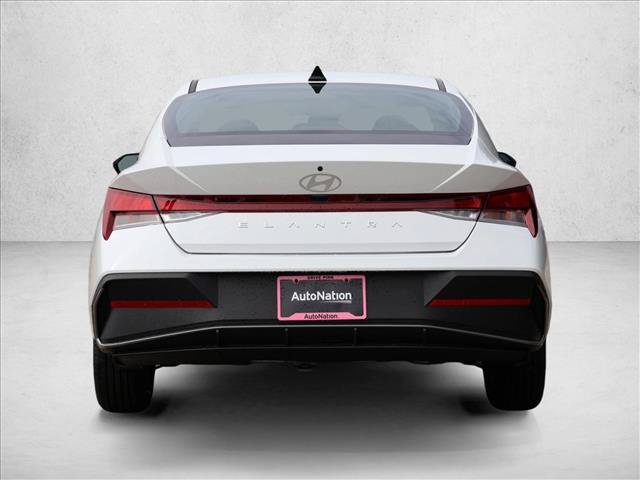 New 2026 Hyundai Elantra SE FWD image 6