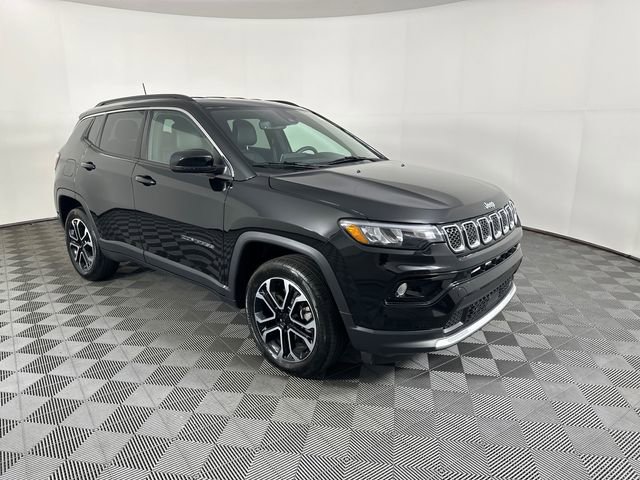 Certified 2023 Jeep Compass Limited image 11