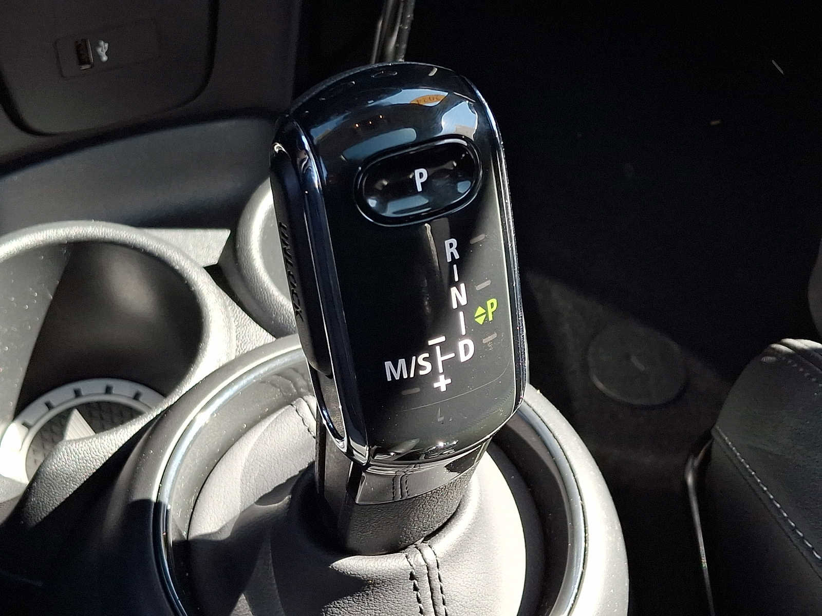 Certified 2024 MINI Cooper S image 15