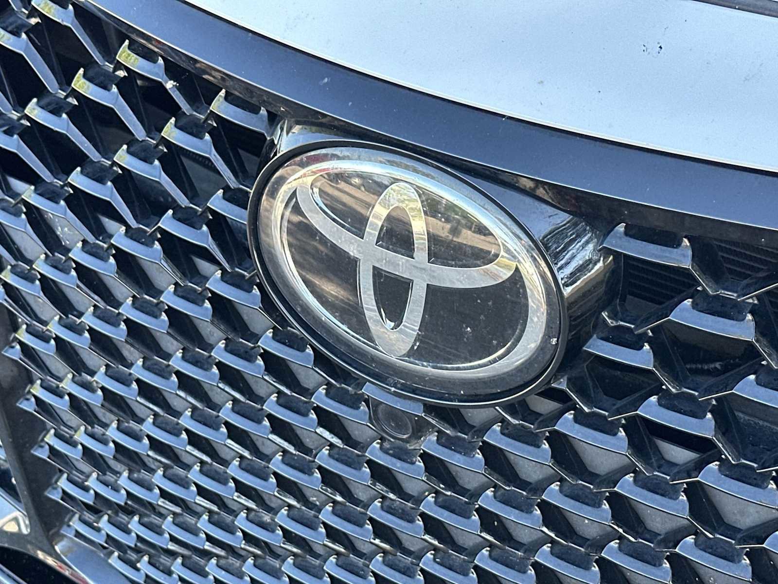 Used 2021 Toyota Avalon XSE FWD image 10