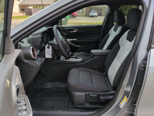 New 2026 Chevrolet Trax RS image 15