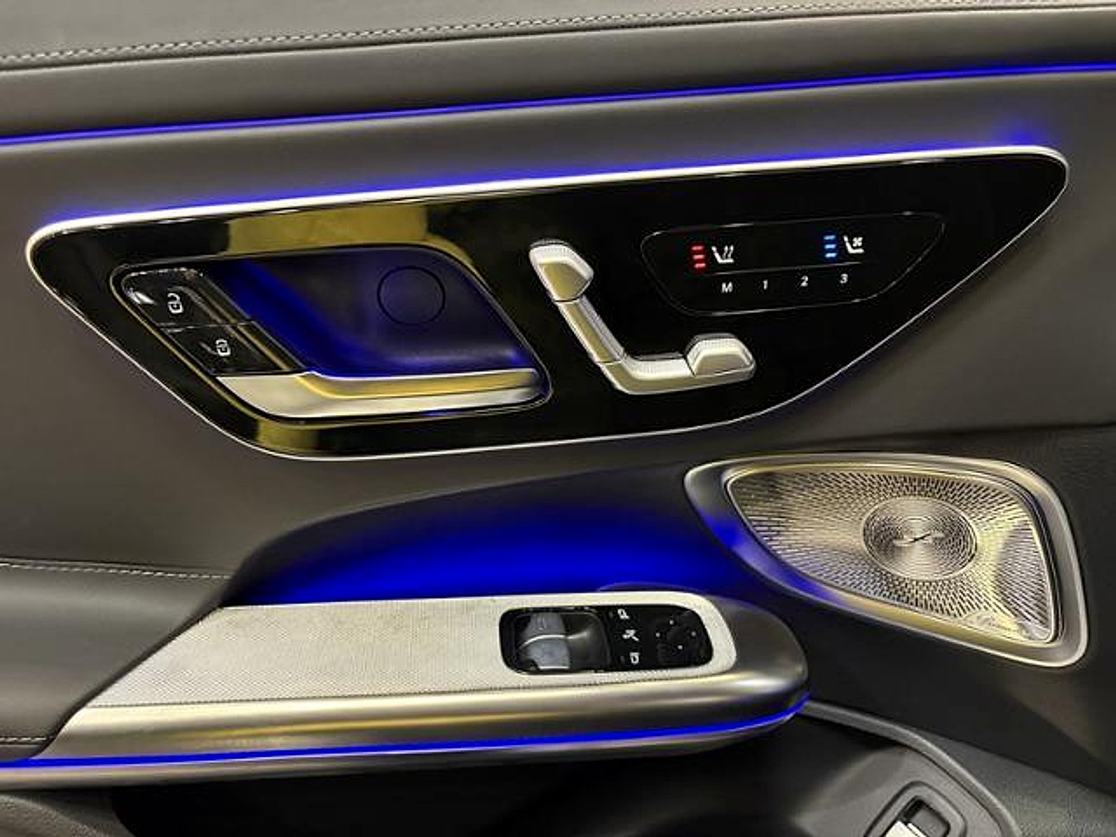 New 2026 Mercedes-Benz CLE 450 4MATIC Coupe image 8