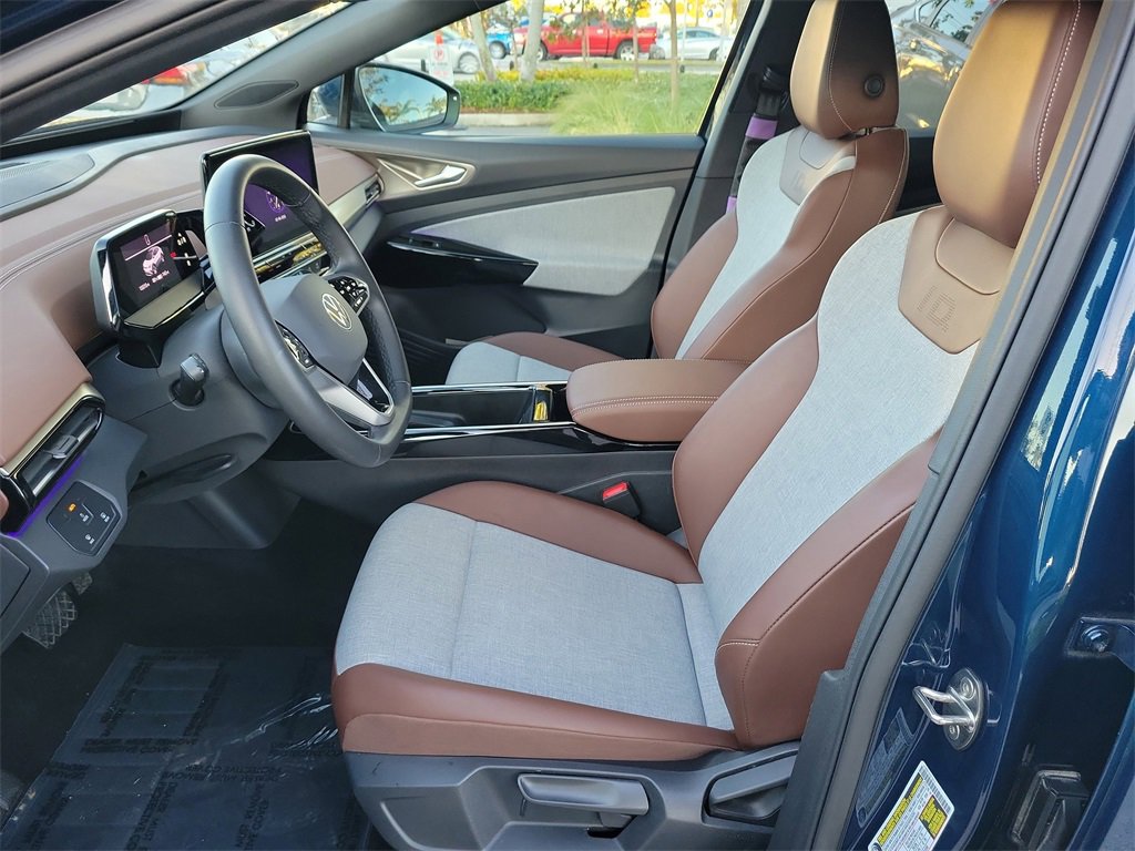 Used 2023 Volkswagen ID.4 Pro image 14