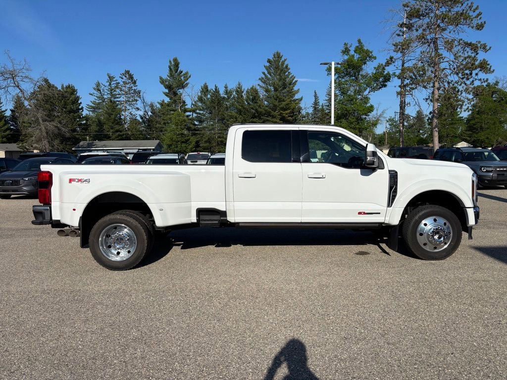 Used 2024 Ford F450 Lariat w/ Lariat Ultimate Package AWD/4WD image 2