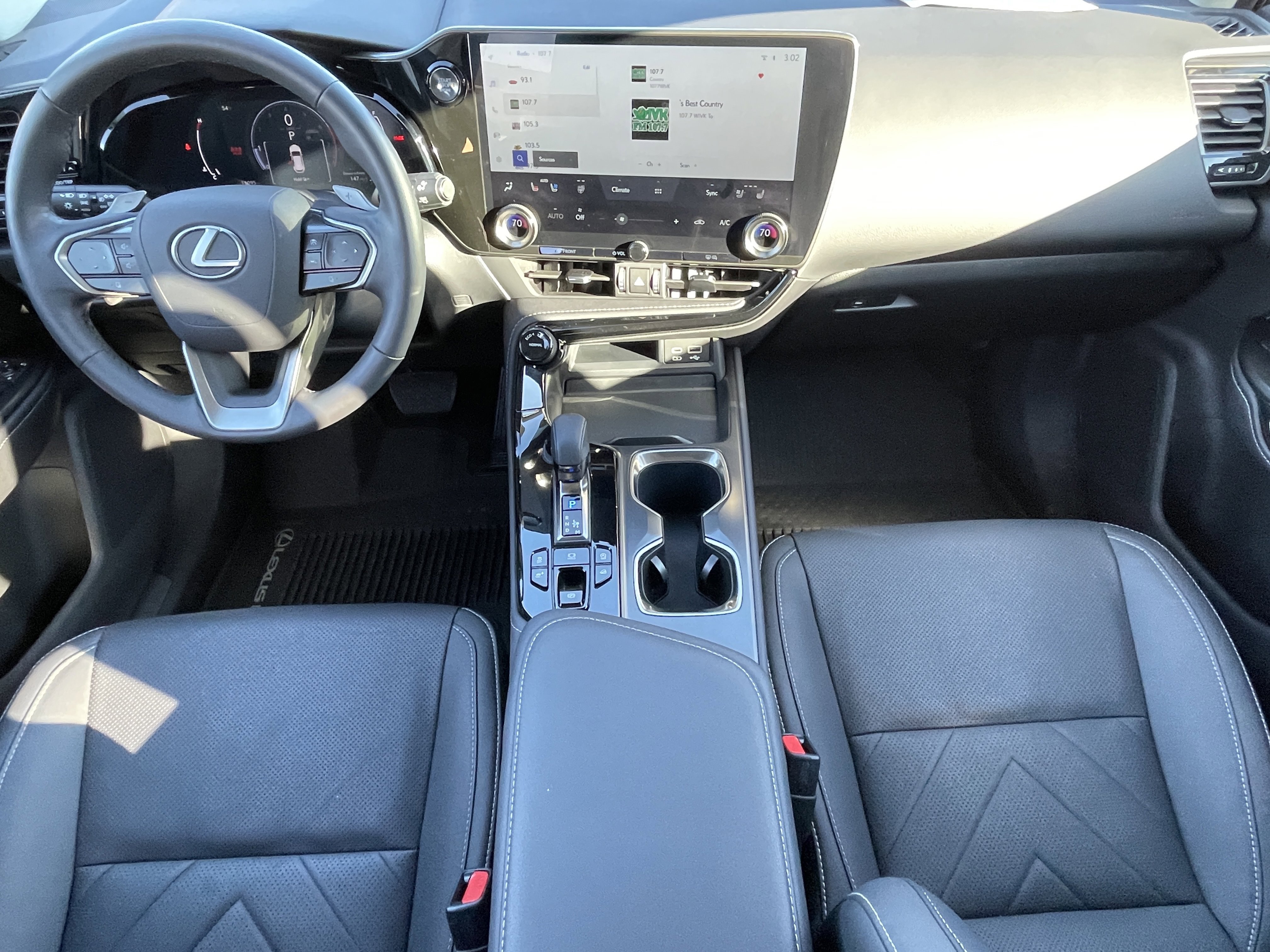 Used 2023 Lexus NX 350 AWD w/ Luxury Package image 18