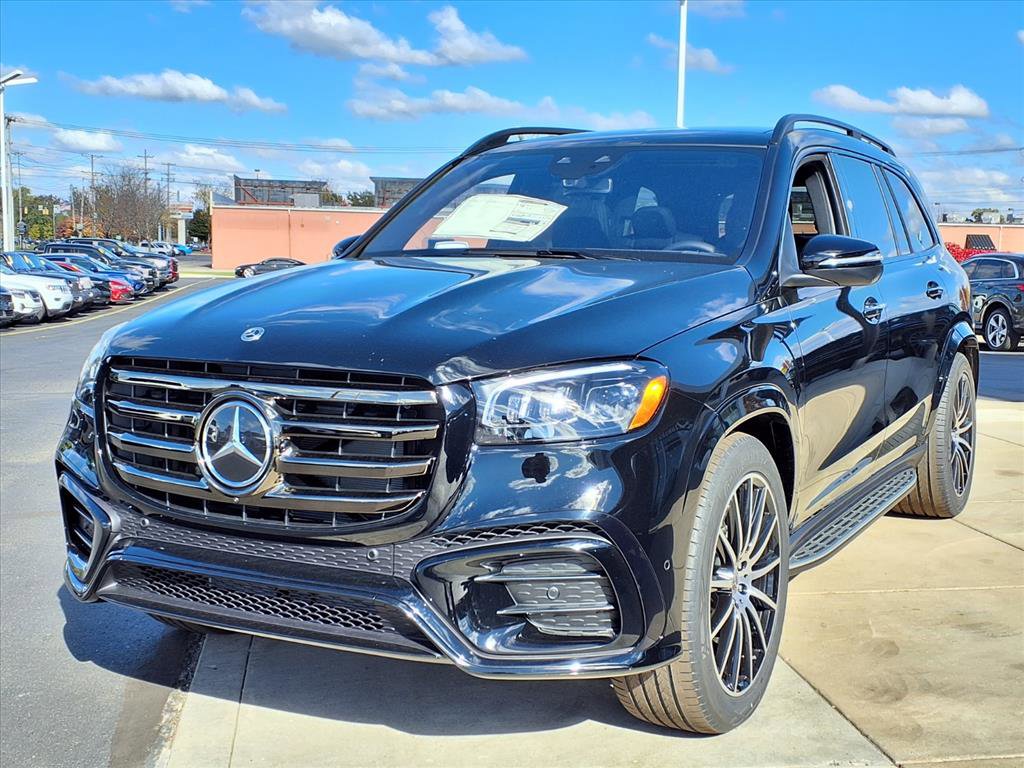 New 2026 Mercedes-Benz GLS 580 4MATIC image 3