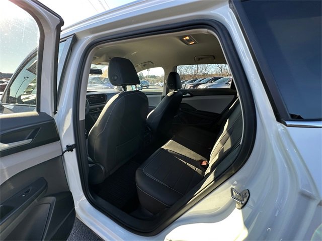 Used 2022 Volkswagen Taos SE image 18