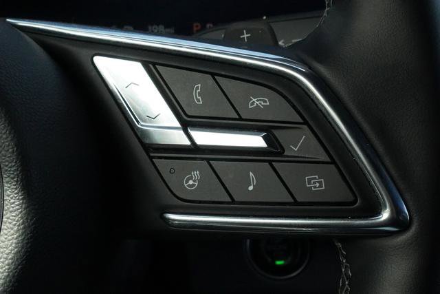 Used 2025 Buick Enclave Preferred image 17