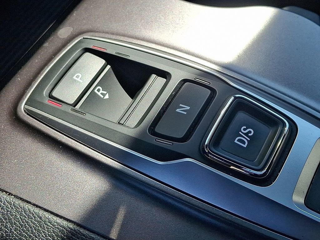 Used 2023 Honda Passport EX-L image 16