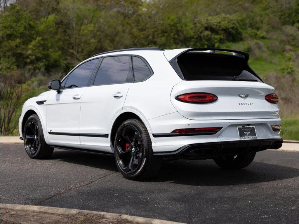 Used 2023 Bentley Bentayga image 8
