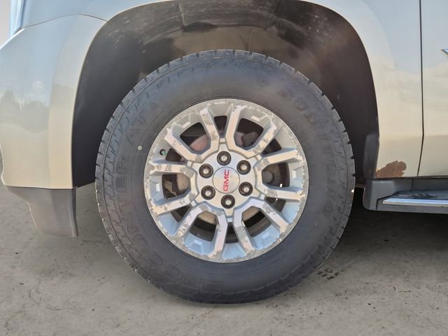 Used 2015 GMC Yukon SLT w/ Open Road Package AWD/4WD image 14
