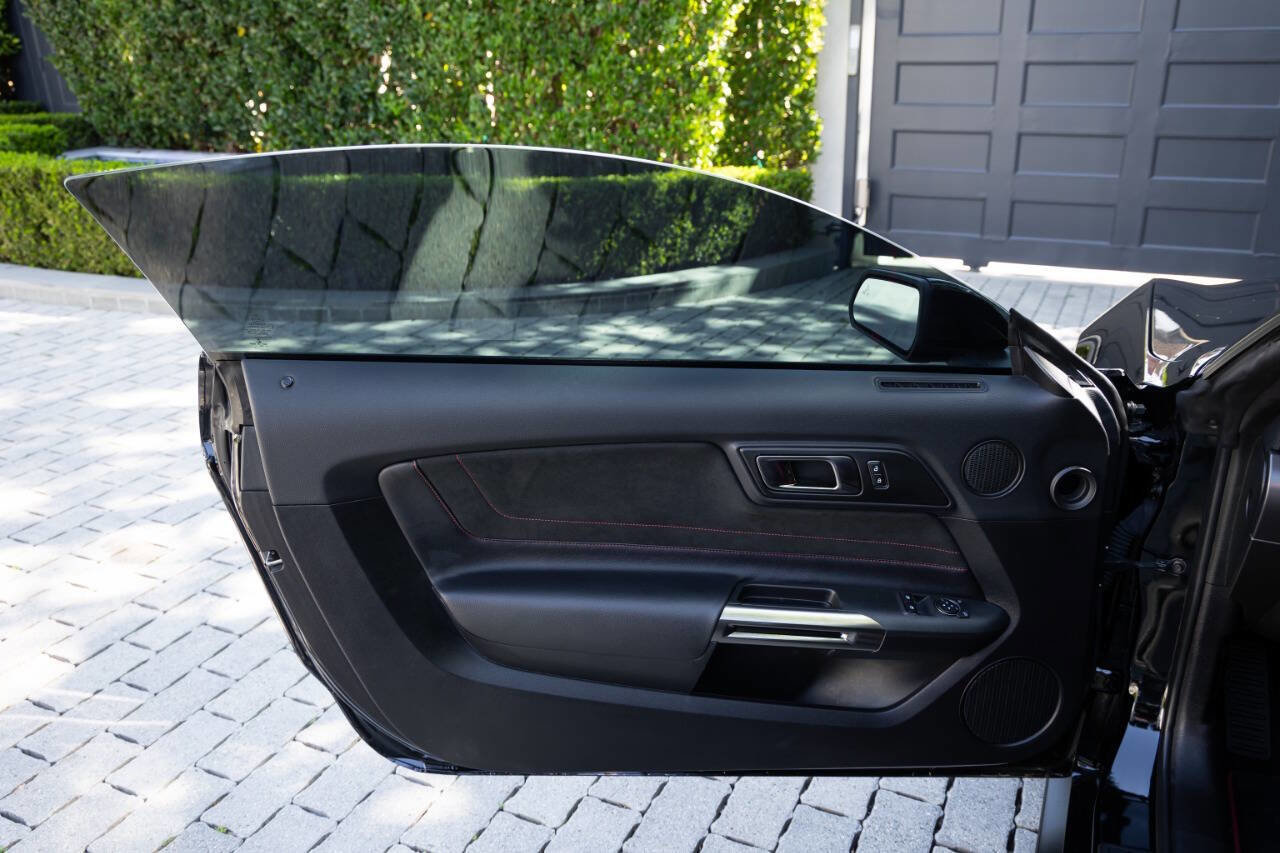 Used 2019 Ford Mustang Shelby GT350R w/ GT350R Equipment Group 920A image 47