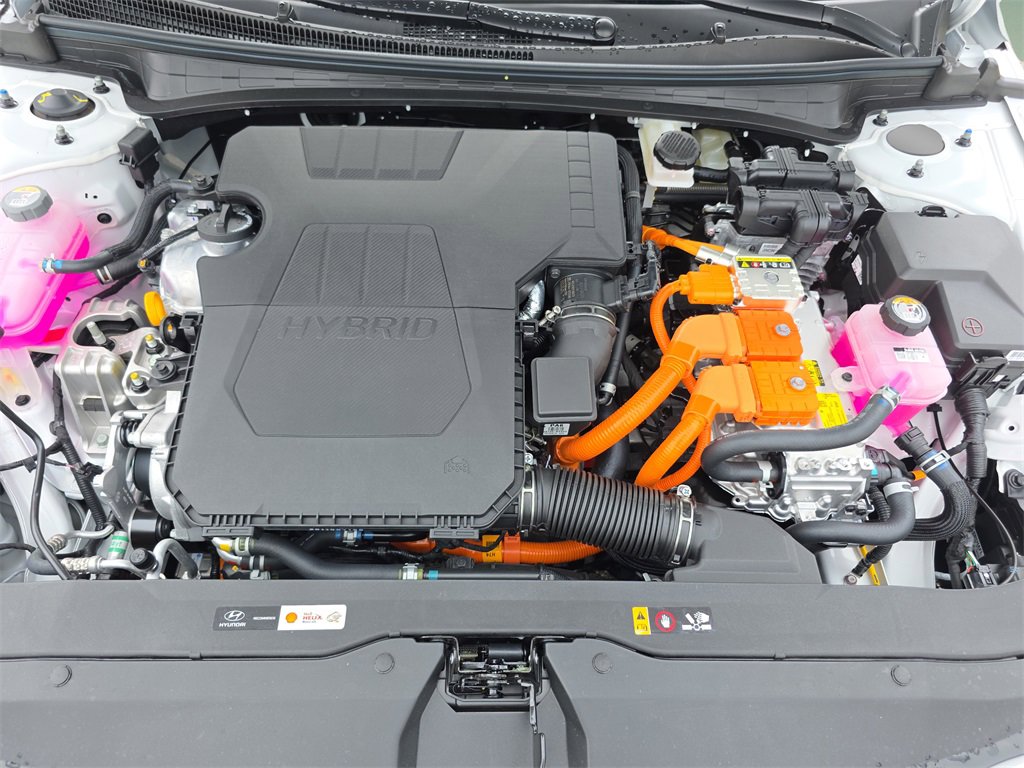 New 2025 Hyundai Elantra SEL image 10