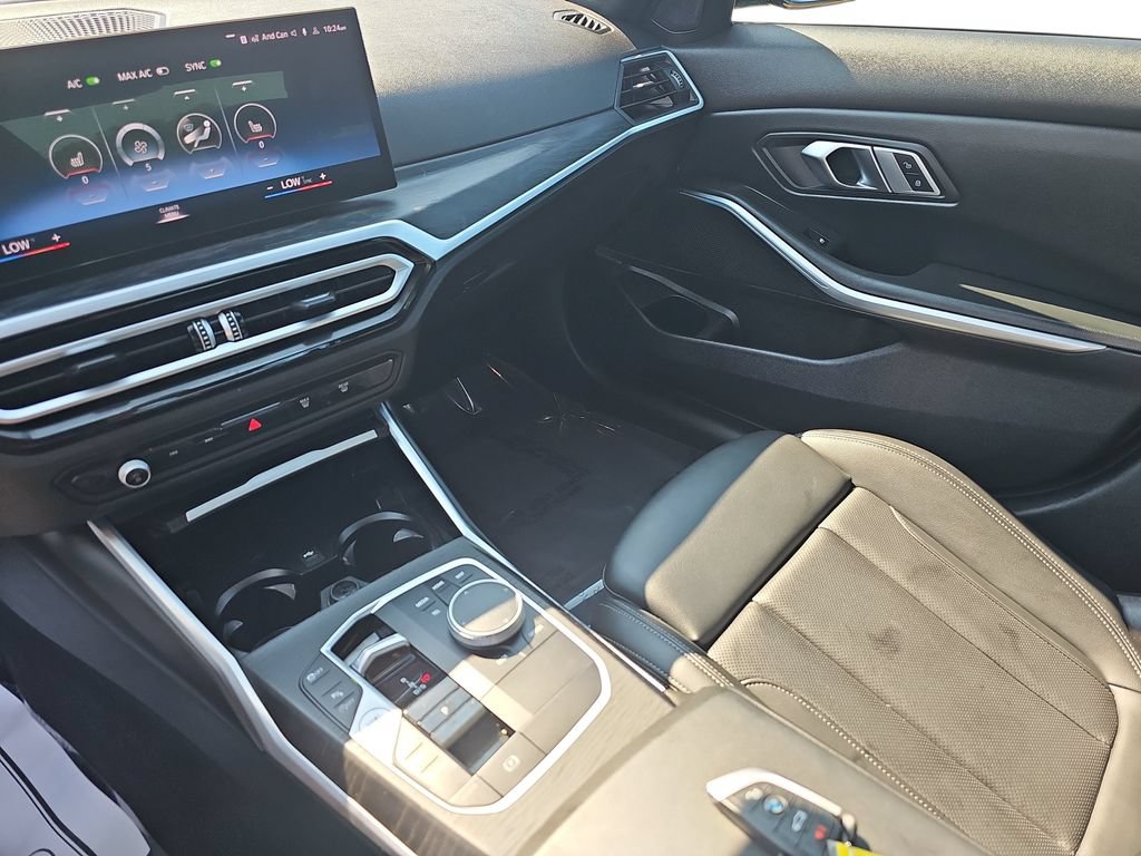 Used 2023 BMW 330i Sedan w/ Driving Assistance Package RWD image 25