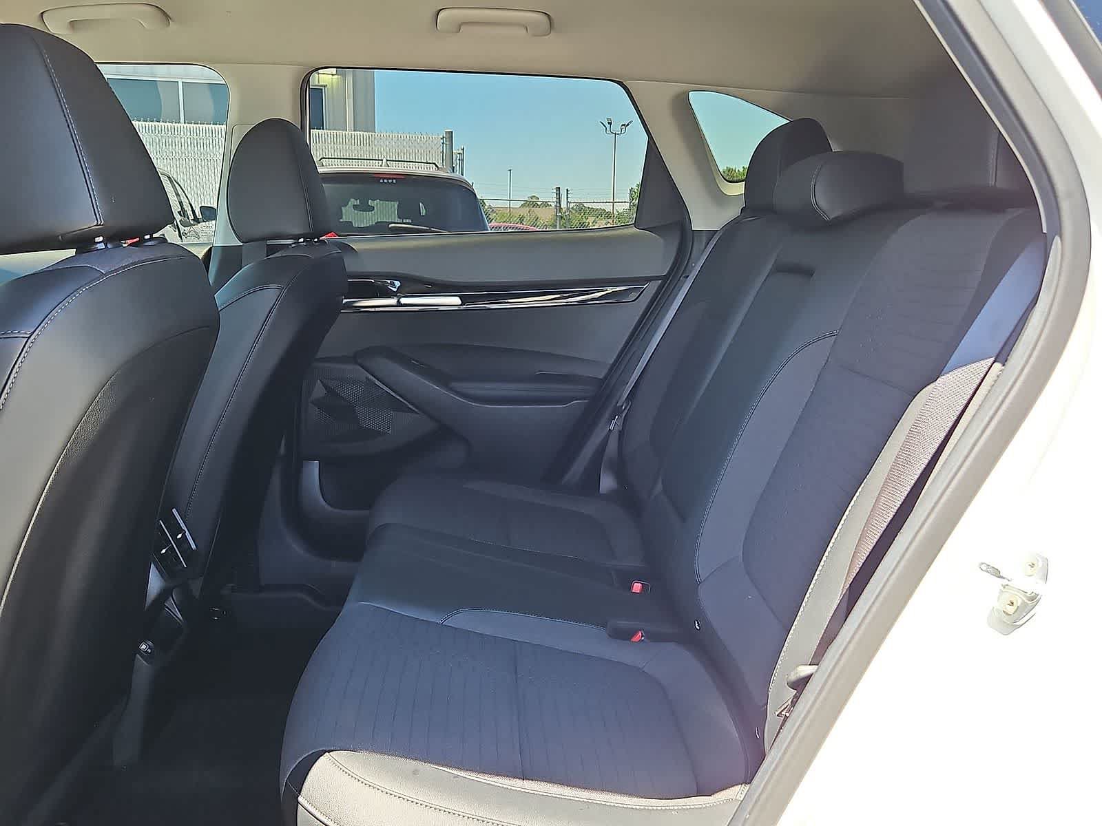 Used 2023 Kia Seltos S w/ Navigation Package AWD/4WD image 30