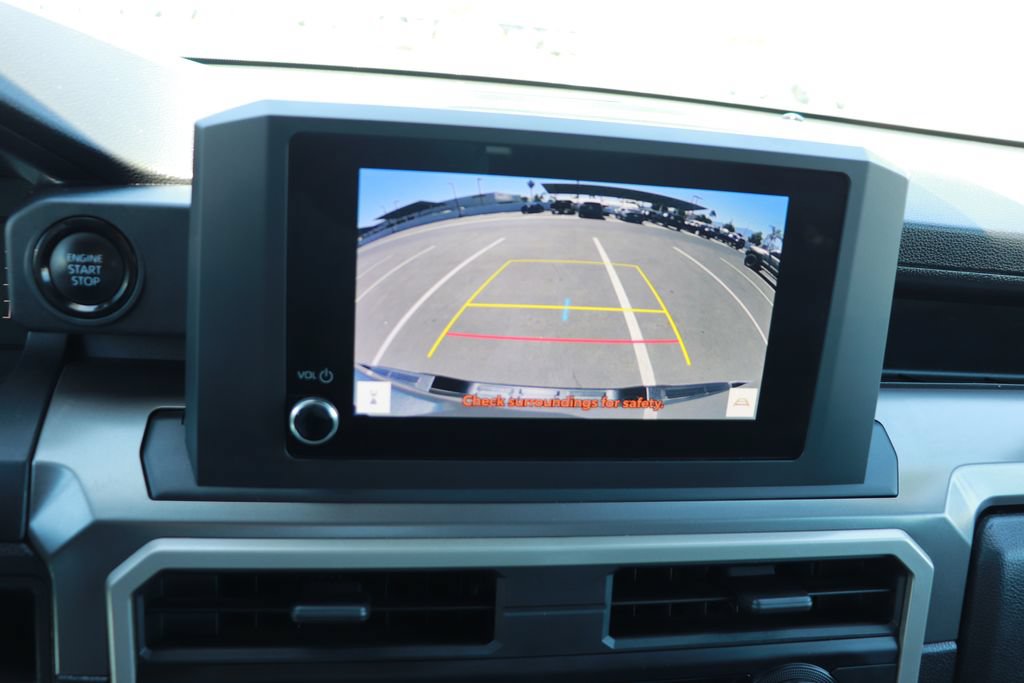 Used 2024 Toyota Tacoma SR5 AWD/4WD image 29