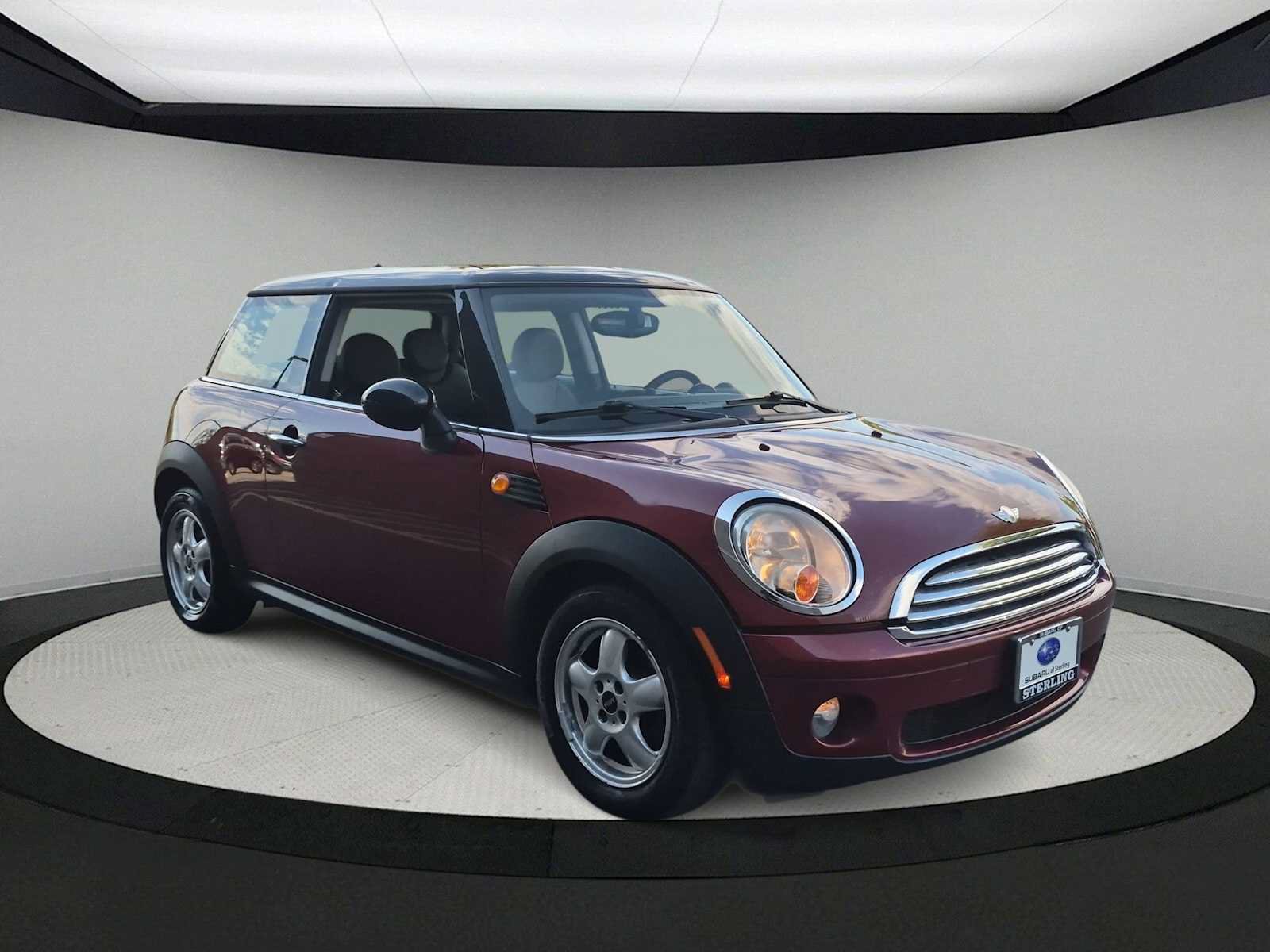 Used 2009 MINI Cooper Hardtop FWD image 2