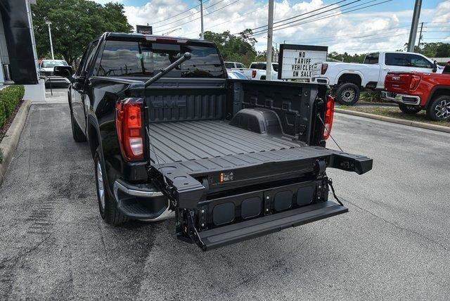 New 2025 GMC Sierra 1500 SLE w/ Preferred Package image 18
