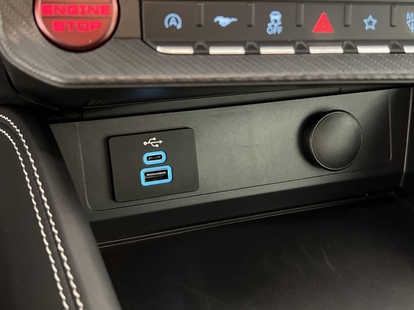 Used 2025 Ford Mustang GT Premium RWD image 35