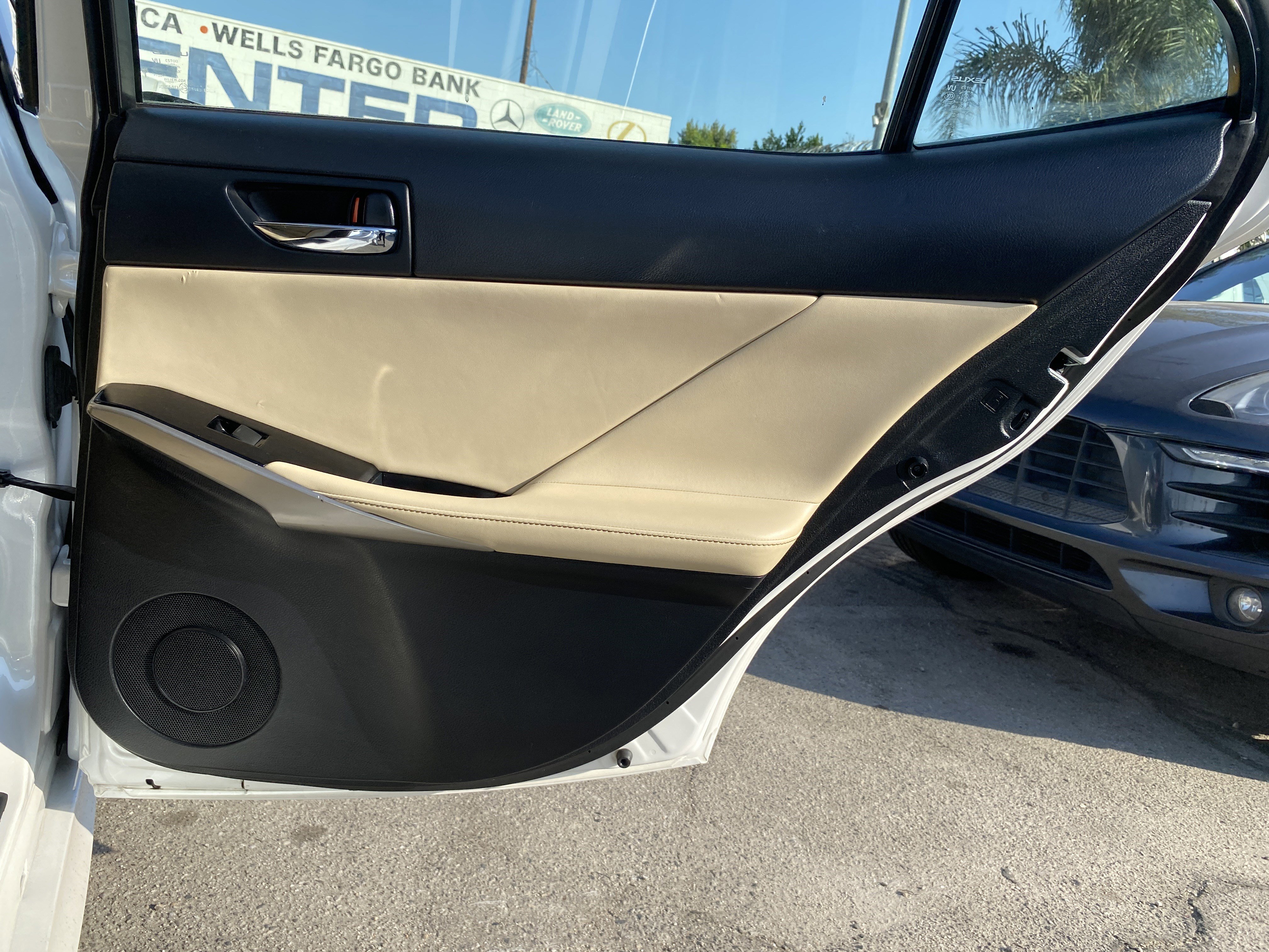 Used 2016 Lexus IS 200t image 20