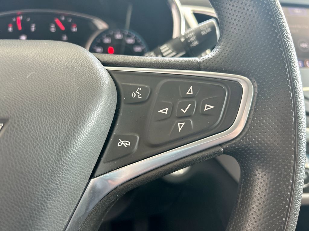 Used 2022 Chevrolet Equinox LS w/ LS Convenience Package FWD image 19