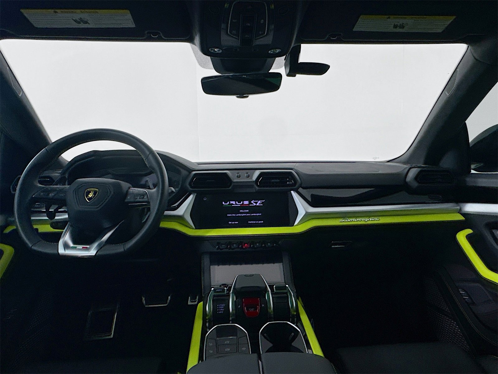 Used 2025 Lamborghini Urus SE image 22