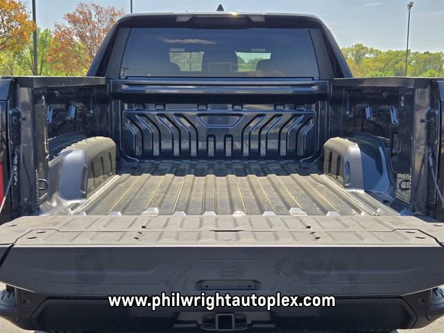 New 2026 GMC Sierra EV Elevation image 19