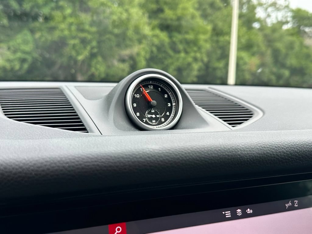 Certified 2021 Porsche Macan S AWD/4WD image 14
