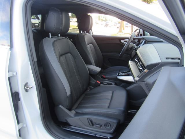 Used 2022 Audi Q4 e-tron Premium Plus image 24