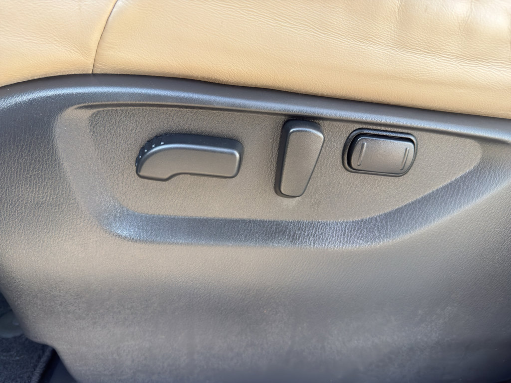 Used 2021 Nissan Armada Platinum w/ Captain's Chairs Package image 20