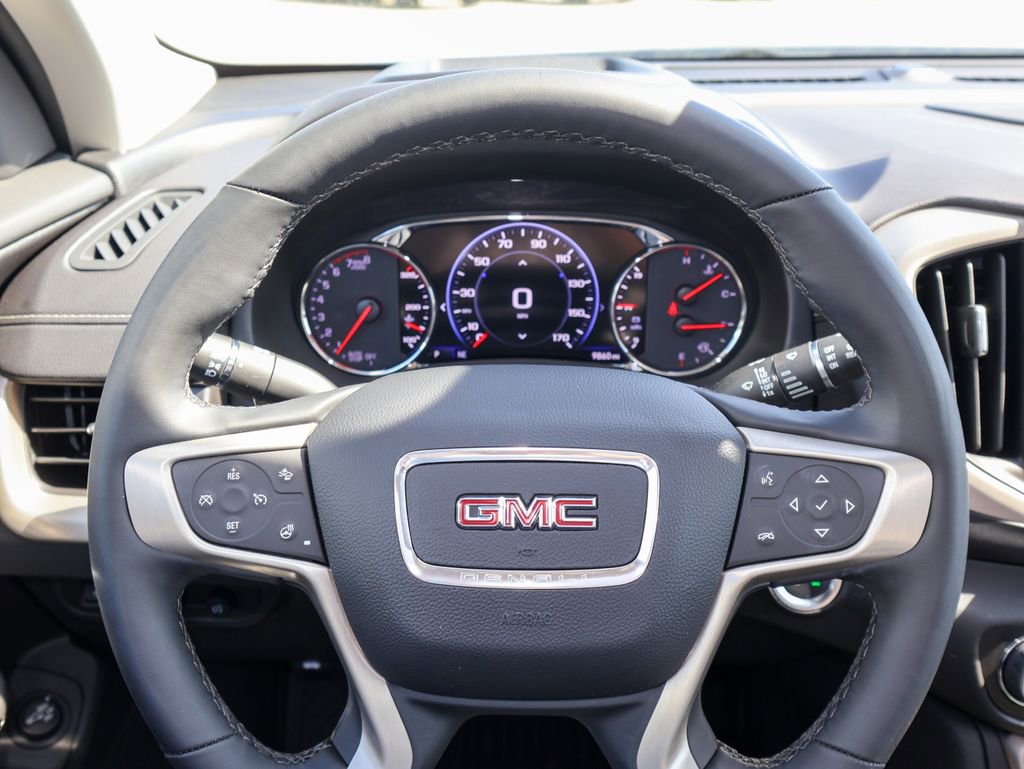 Used 2024 GMC Terrain Denali w/ Black Diamond Edition image 18