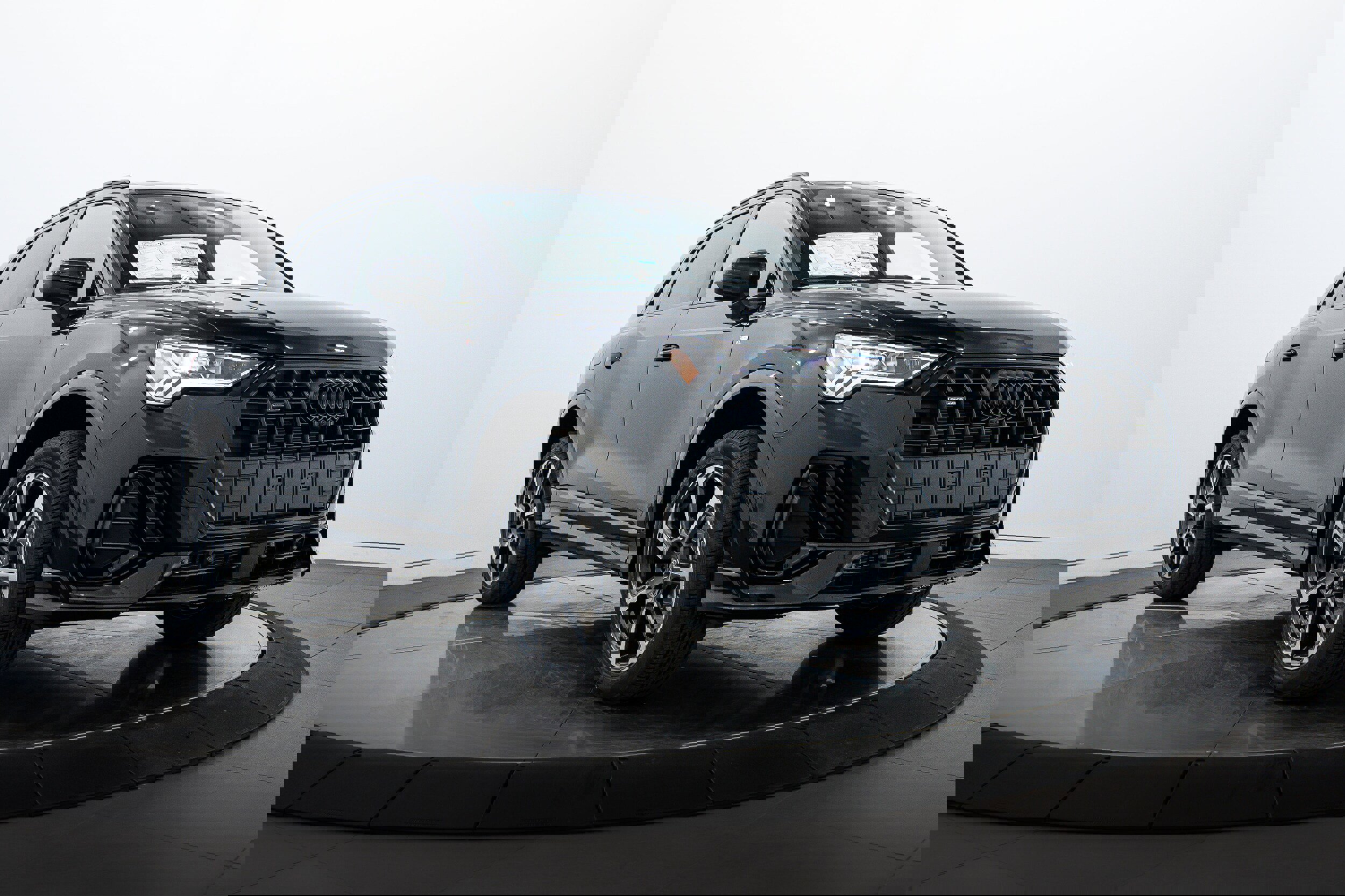New 2025 Audi Q3 2.0T Premium Plus