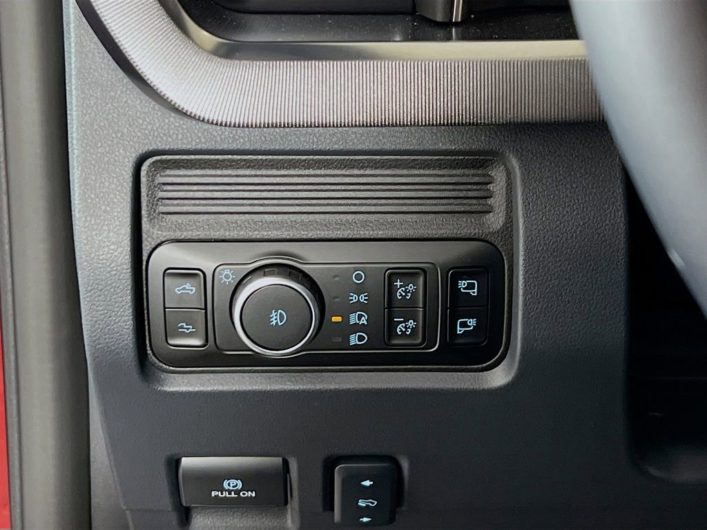 New 2026 Ford F350 Platinum w/ Tremor Off-Road Package image 19