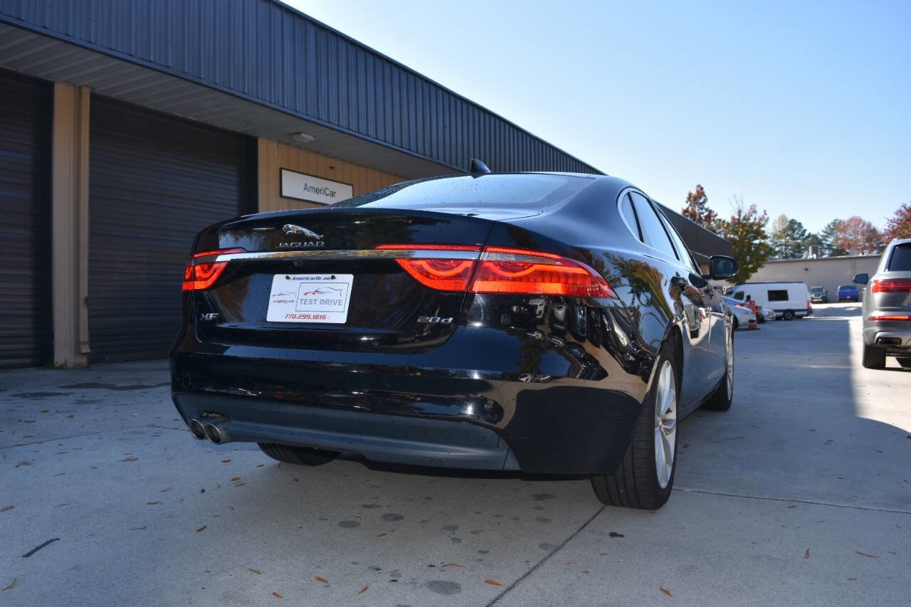 Used 2017 Jaguar XF Premium image 20