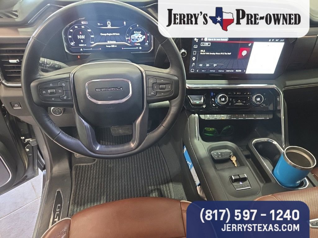 Used 2025 GMC Sierra 2500 Denali Ultimate AWD/4WD image 9