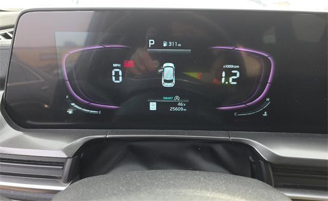 Used 2025 Kia Telluride S image 12