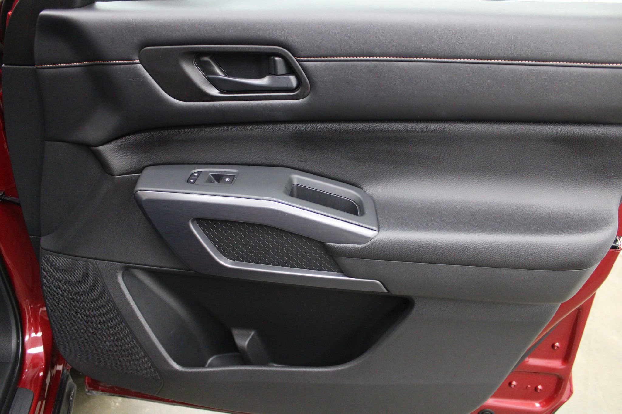 Used 2023 Nissan Pathfinder Rock Creek image 32