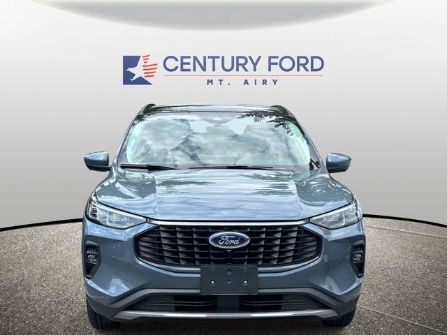 Used 2023 Ford Escape SE w/ PHEV Premium Package FWD image 2