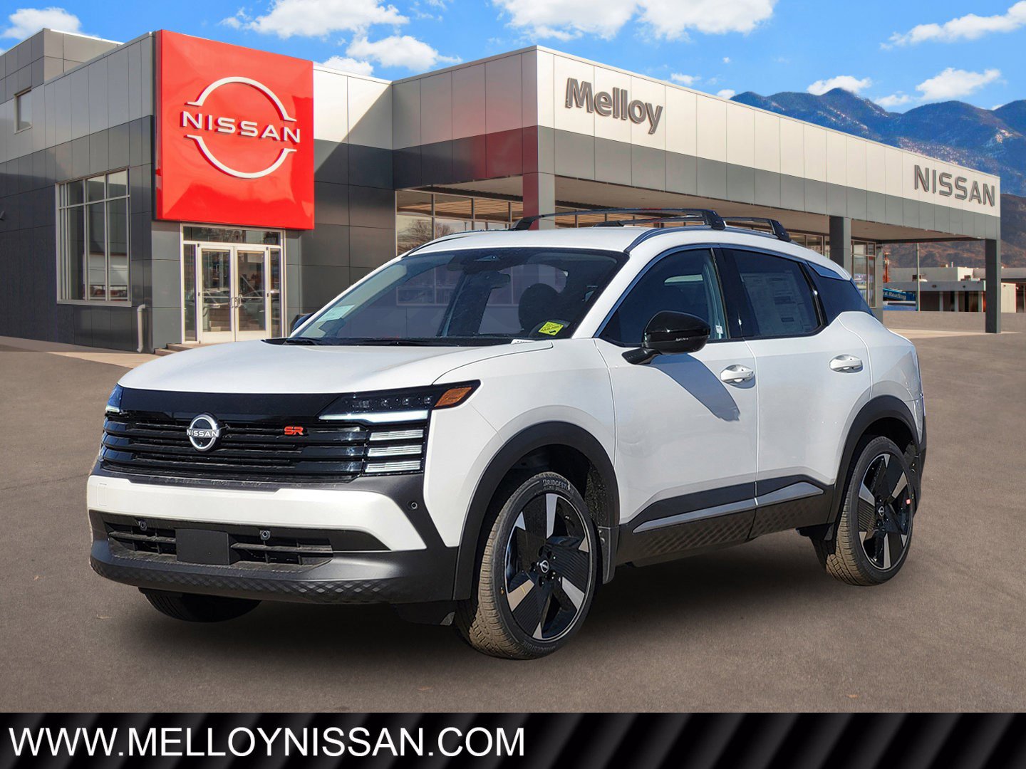 New 2026 Nissan Kicks SR w/ Cold Weather Package