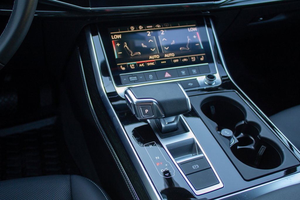 Used 2025 Audi Q7 3.0T Premium Plus image 21